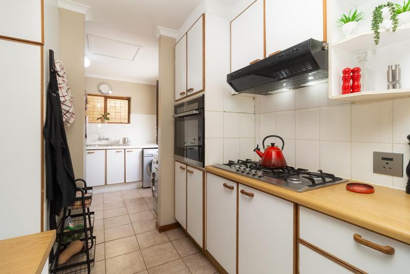 5 Bedroom Property for Sale in Vredekloof Western Cape